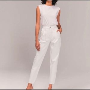 Abercrombie 80’s mom jeans high rise